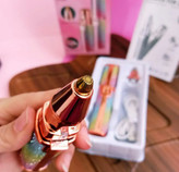 موزن رژ لبی فلولس BLAWLESS مدل ماتیکی